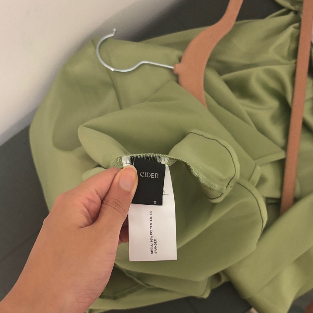 Cider Strapless Satin Green Dress - Picture 2 of 4